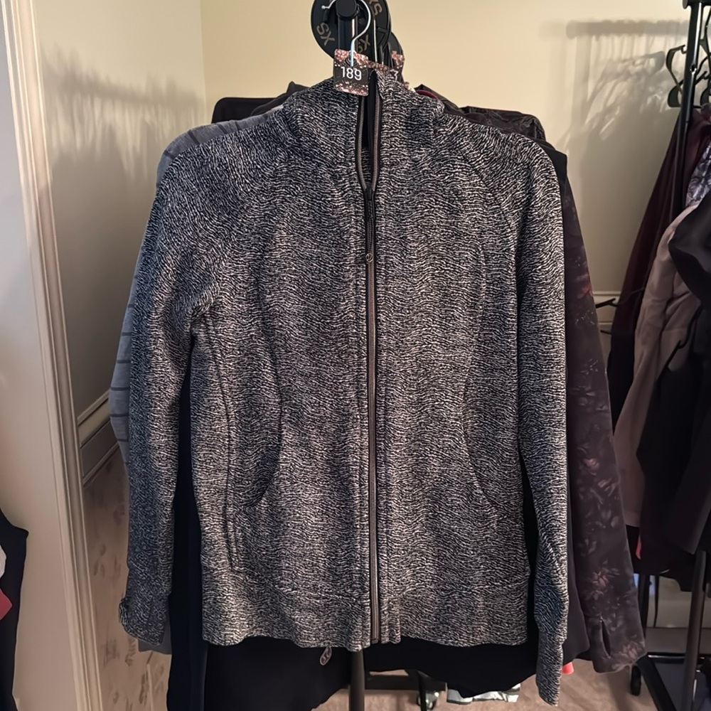 189 hooded scuba